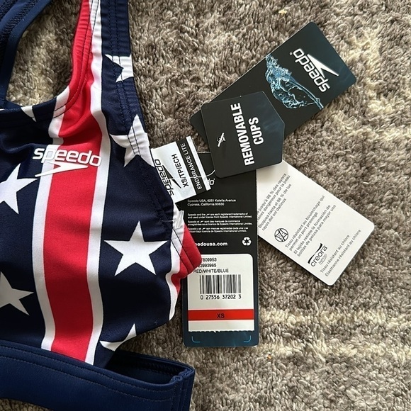 NWT Speedo Endurance Lite Red White Blue Swim Top 2 Pack - Picture 2 of 3